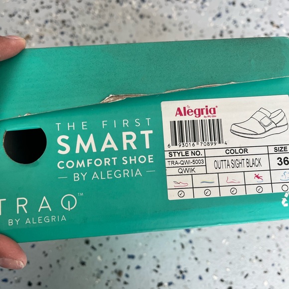 Nursing shoes - Picture 5 of 5